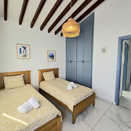 Newly Renovated 2 Bedroom With Pool & Seaview * Paphos